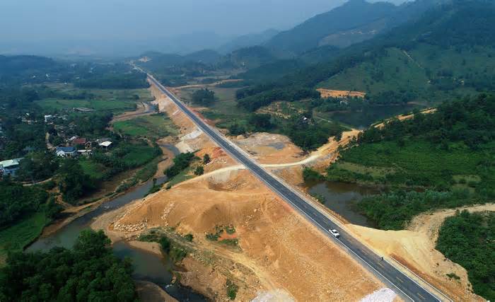 Gần 10.000 tỷ đồng xây cao tốc Hòa Bình - Mộc Châu