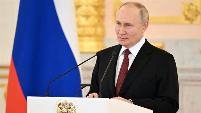 Dư luận Nga về việc Tổng thống Putin tuyên bố tái tranh cử