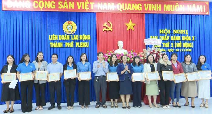 Lập thành tích chào mừng Đại hội Công đoàn tỉnh Gia Lai lần thứ XI