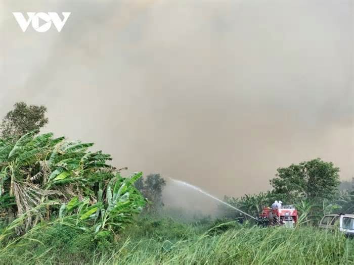 Cháy rừng tràm tại Cà Mau