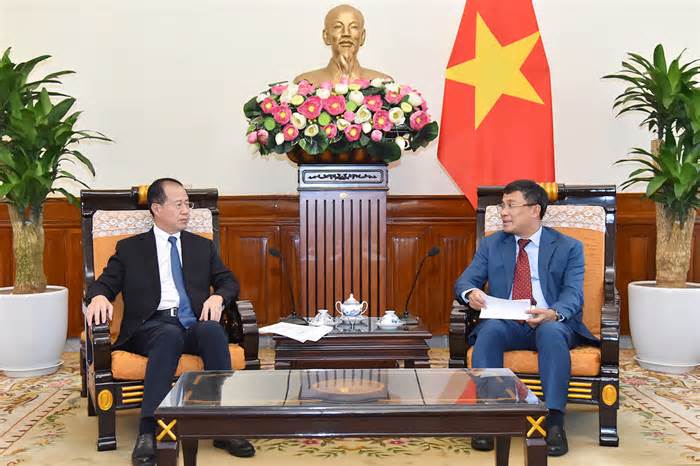 Phó Chủ nhiệm Ủy ban đối ngoại Nhân đại toàn quốc Trung Quốc thăm Việt Nam