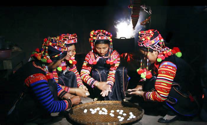 Những sắc màu văn hóa độc đáo của dân tộc Hà Nhì ở cực Tây Tổ quốc