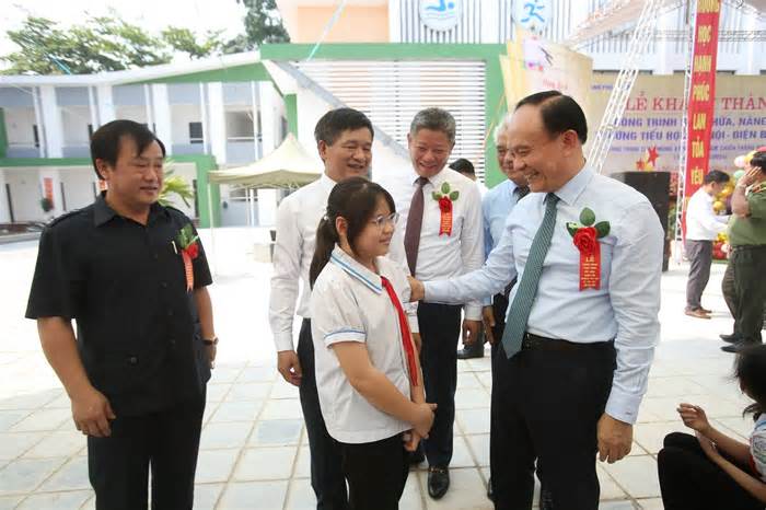 Hà Nội hỗ trợ tỉnh Điện Biên nâng cấp trường học