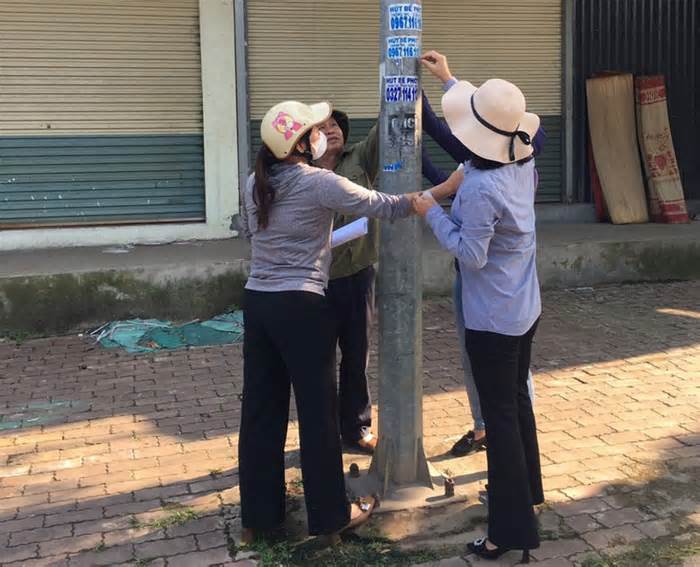 Thành phố Yên Bái vào cuộc sau phản ánh của Báo Lao Động về quảng cáo 'bẩn' tràn lan