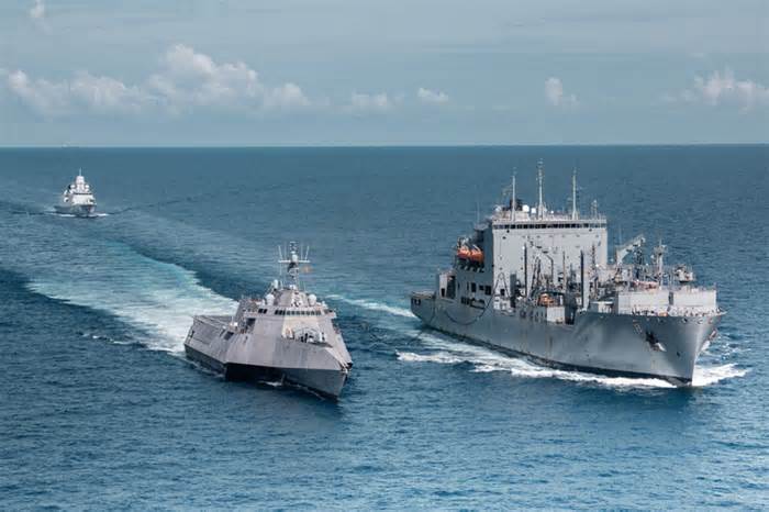 Hải quân Mỹ và Hà Lan thông báo 'tiến hành các hoạt động song phương' ở Biển Đông