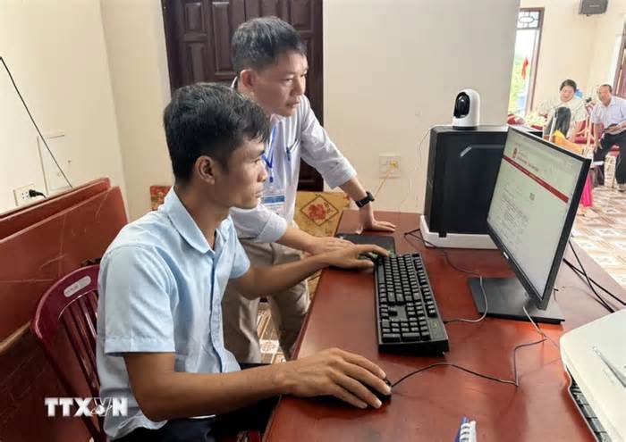 Nhiều cách làm linh hoạt, thu hẹp khoảng cách số cho công dân ở Ninh Bình