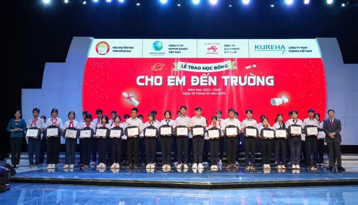 94.5% học sinh nhận học bổng “Cho em đến trường” đạt thành tích Khá Giỏi dù hoàn cảnh khó khăn