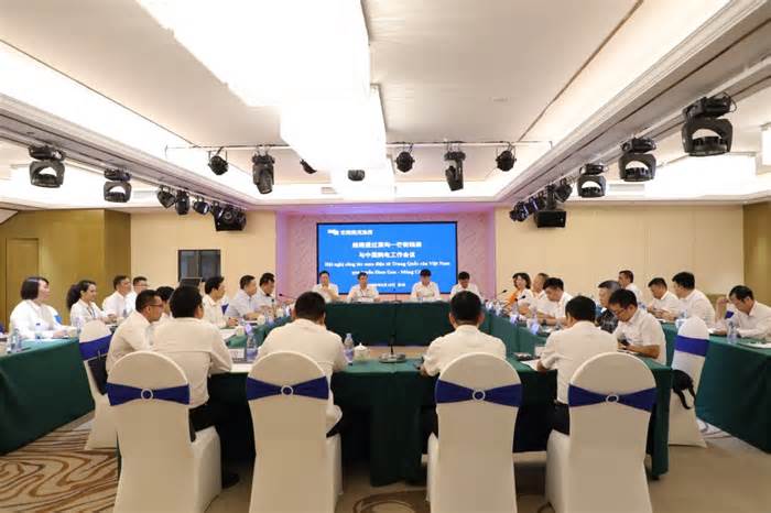 Đàm phán mua điện Trung Quốc trong 3 tháng qua đường Thâm Câu - Móng Cái