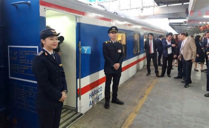 Tiếp tục chạy thêm tàu các tuyến ngắn dịp Tết Nguyên đán 2026