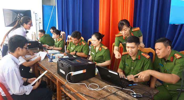 Khánh Hòa hoàn thành thu nhận hơn 1,2 triệu hồ sơ căn cước công dân