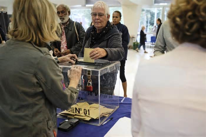 Vòng bầu cử cuối cùng ở Pháp: Các kịch bản chiến thắng của phe cực hữu