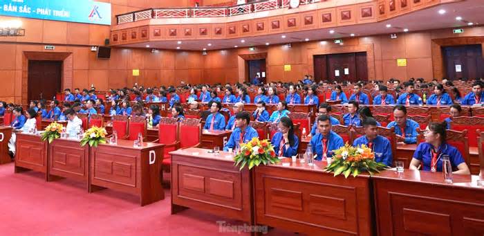 Anh Y Lê Pas Tơr tái cử Chủ tịch Hội LHTN Việt Nam tỉnh Đắk Lắk khoá IX