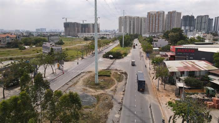 Cận cảnh dự án mở rộng đường Đồng Văn Cống bị đề nghị thanh tra toàn diện