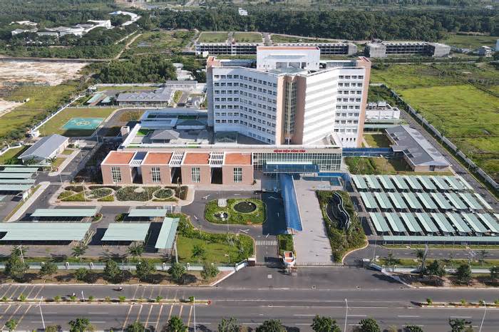 Ba người bị khởi tố vì sai phạm đấu thầu tại Bệnh viện Vũng Tàu