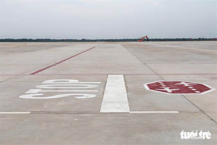 Mặt bằng thiếu gần 20ha, nhiều gói thầu dang dở, sân bay Quảng Trị có kịp cho tháng 7?