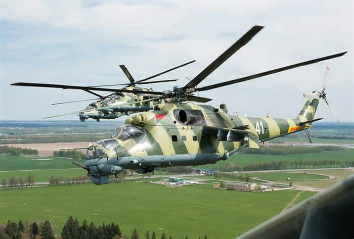 Ba Lan tăng lính, báo NATO vì trực thăng Belarus