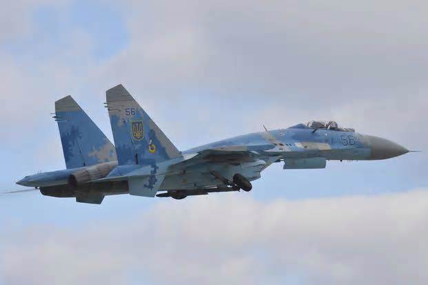 Nga bắn hạ máy bay Su-27 của Ukraine ở Kherson