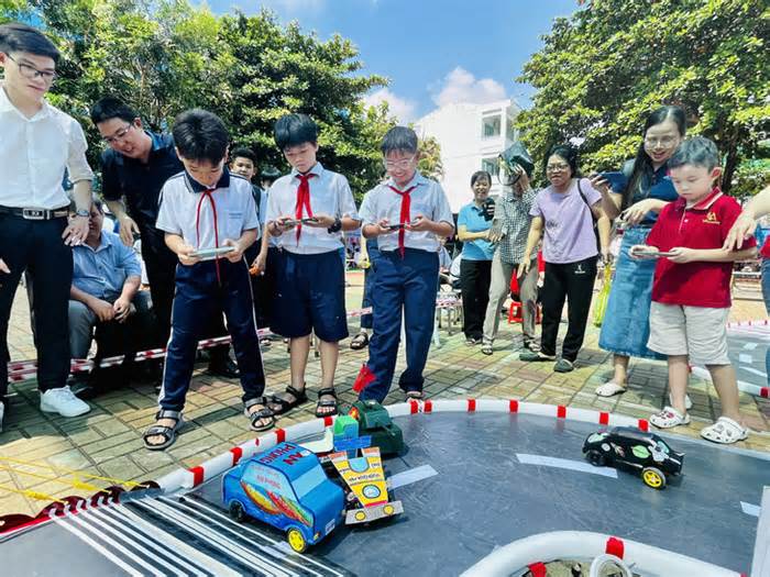 TP.HCM dạy kỹ năng công dân số cho học sinh tiểu học