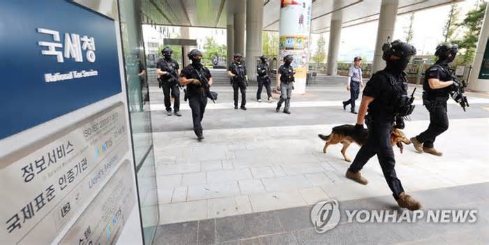 Cảnh sát Hàn Quốc nháo nhào khi cả trăm cơ quan nhà nước bị dọa đánh bom