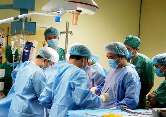120 y bác sĩ tham giac cuộc phẫu thuật lấy đa tạng người hiến tại tuyến tỉnh