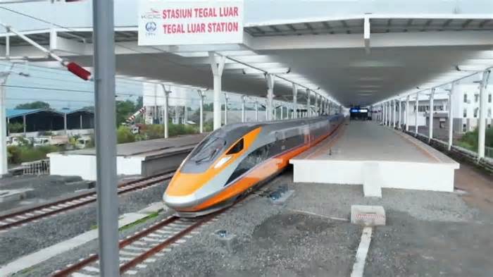 Tàu cao tốc mới của Indonesia vào giai đoạn chạy thử toàn diện