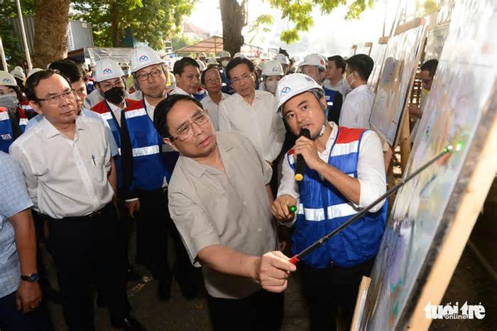 Thủ tướng đi thử nghiệm tàu metro Bến Thành - Suối Tiên