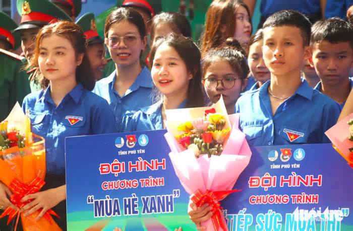 Thanh niên tình nguyện Phú Yên: 'Ở dân thương, làm dân tin, đi dân nhớ'