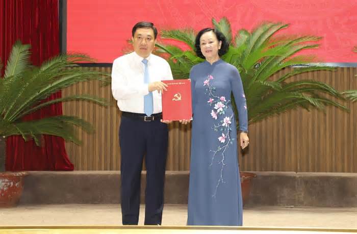 Chân dung người thay ông Đặng Quốc Khánh điều hành Tỉnh ủy Hà Giang