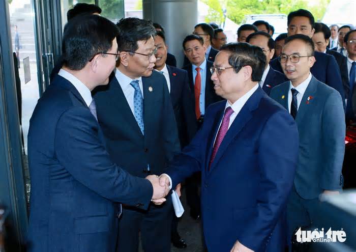 Thủ tướng thăm ĐH Quốc gia Seoul, mong có những công trình mang tính biểu tượng Hàn - Việt