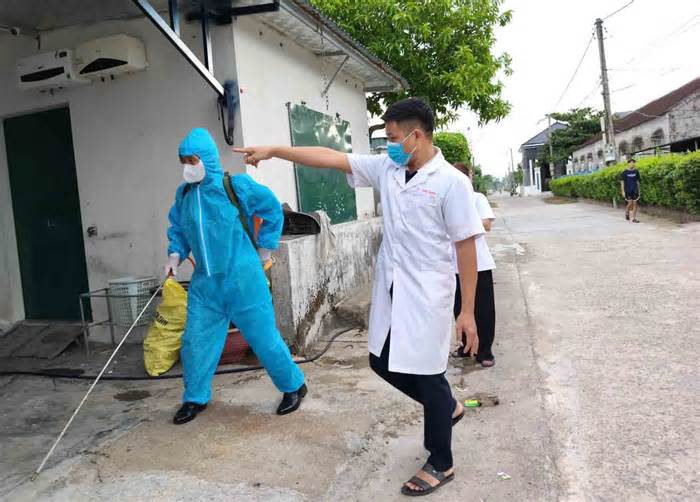 Phát hiện một ca bệnh sốt xuất huyết, xã ở Hà Tĩnh tập trung phòng dịch