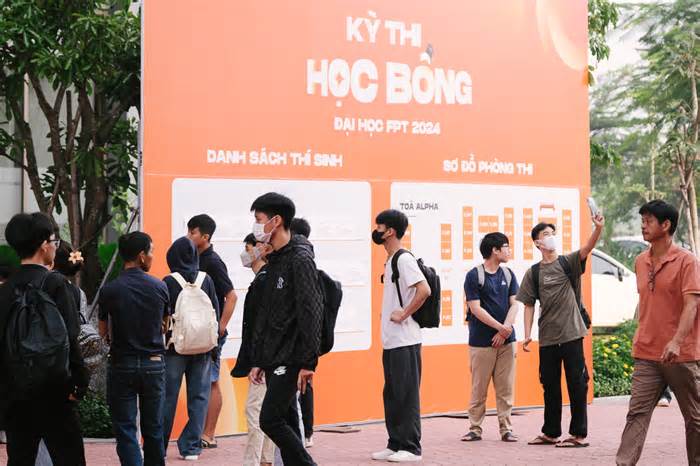 Gần 500 học sinh lớp 12 tham gia “sân chơi trí tuệ' để giành học bổng tại Đại học FPT Đà Nẵng