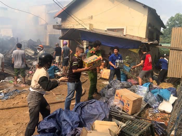 Xem xét giãn nợ ngân hàng cho tiểu thương trong vụ cháy chợ huyện ở Đắk Lắk