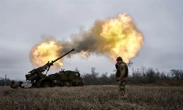 Tổng tư lệnh Syrsky: Lượng đạn Nga bắn nhiều gấp 6 lần Ukraine