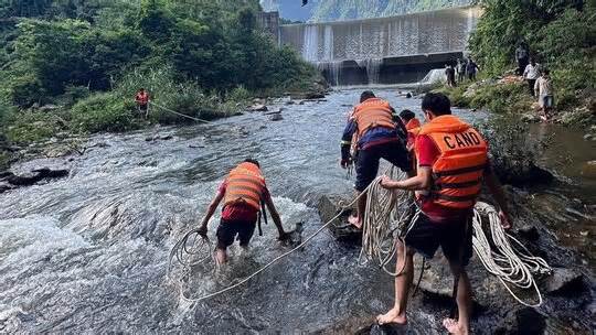 Tìm thấy thi thể nam thanh niên 18 tuổi đuối nước ở Sơn La