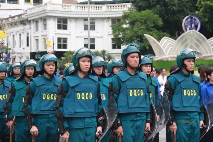 Hà Nội ra mắt lực lượng bảo vệ an ninh, trật tự cơ sở