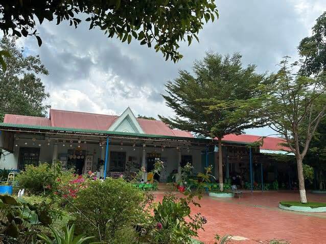 Huyện biên giới ở Đắk Lắk sắp xếp lại nhân sự ngành giáo dục