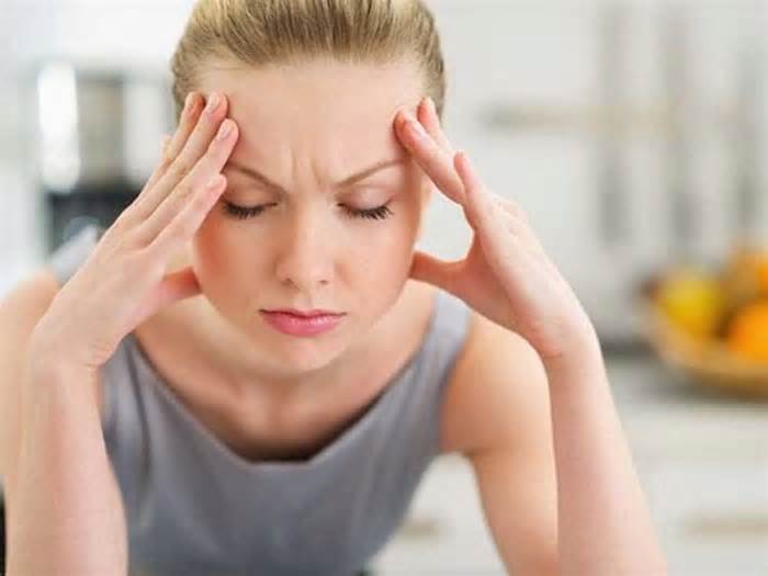 6 bài thuốc dân gian trị đau đầu kinh niên