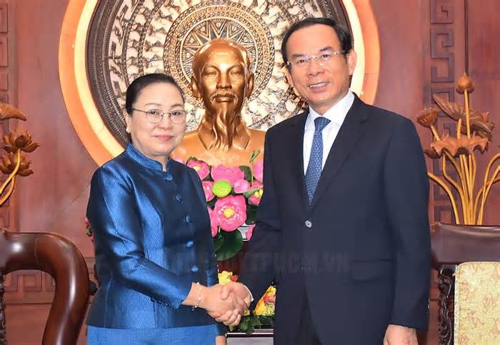 Bí thư Thành ủy TPHCM Nguyễn Văn Nên tiếp tân Đại sứ Lào ở Việt Nam