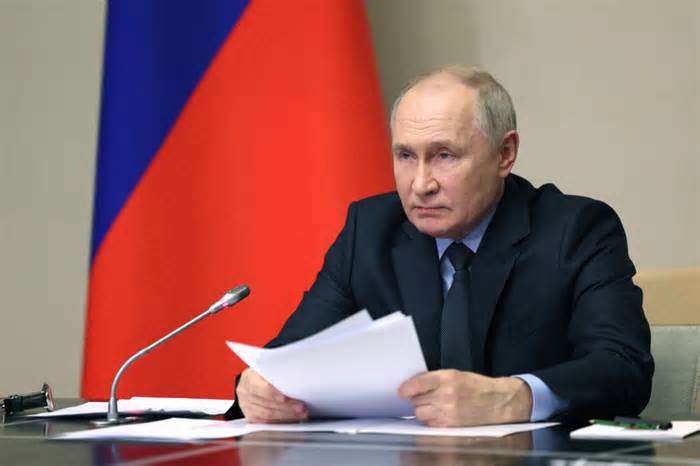 Ông Putin ký luật hủy phê chuẩn hiệp ước cấm thử hạt nhân