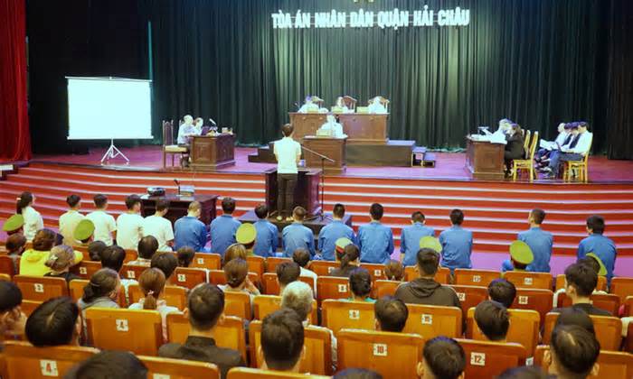 Đà Nẵng đưa gần 450 thanh thiếu niên có nguy cơ vi phạm pháp luật đi dự tòa để...răn đe