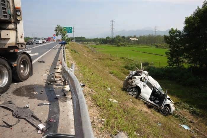 Giải pháp nâng cao an toàn giao thông sau tai nạn cao tốc Cam Lộ-La Sơn