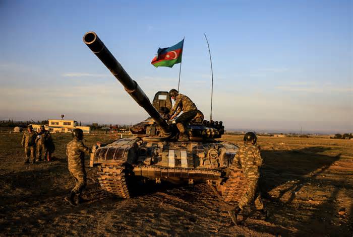 Azerbaijan tấn công vùng ly khai sau thời gian ngừng bắn