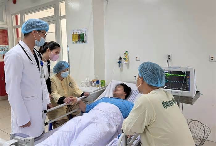 Nam du khách Hàn Quốc thoát cửa tử nhờ can thiệp ECMO