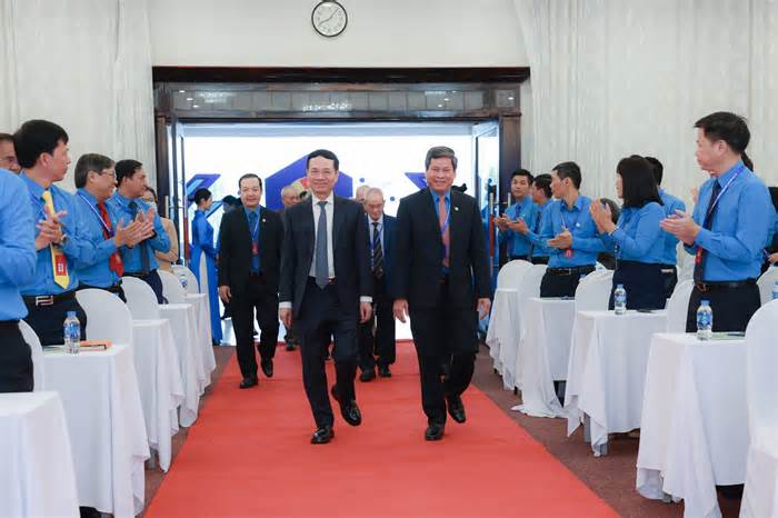Bộ trưởng Nguyễn Mạnh Hùng dự Đại hội XVI Công đoàn Thông tin và Truyền thông Việt Nam