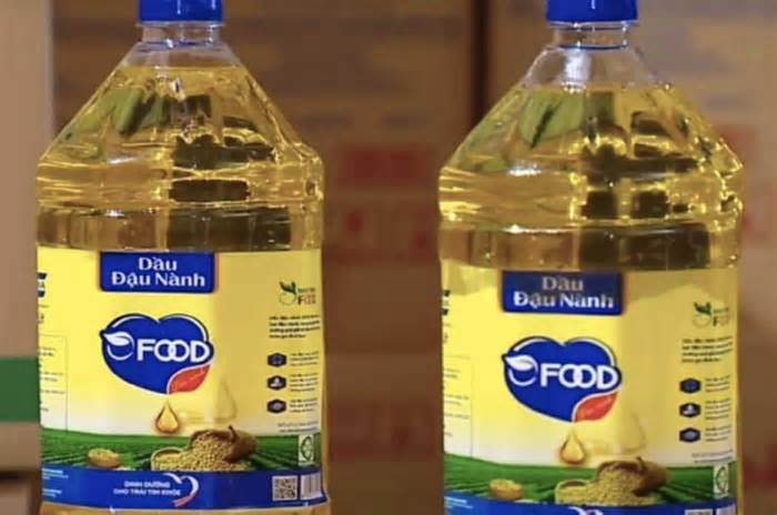 Giám đốc Công ty biến dầu ăn chăn nuôi thành thực phẩm cho người bị bắt