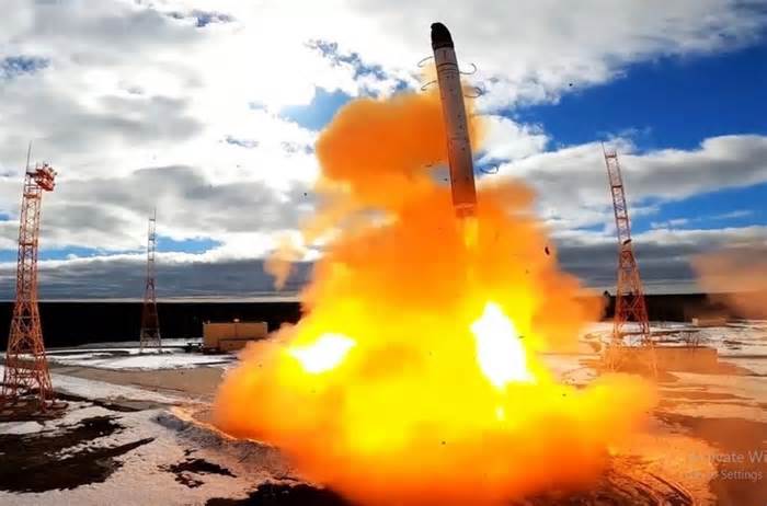 Phản công của Ukraine không thể đột phá, tên lửa Nga chờ sẵn