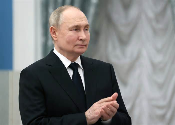 Ông Putin ký sắc lệnh gọi 150.000 công dân đi nghĩa vụ