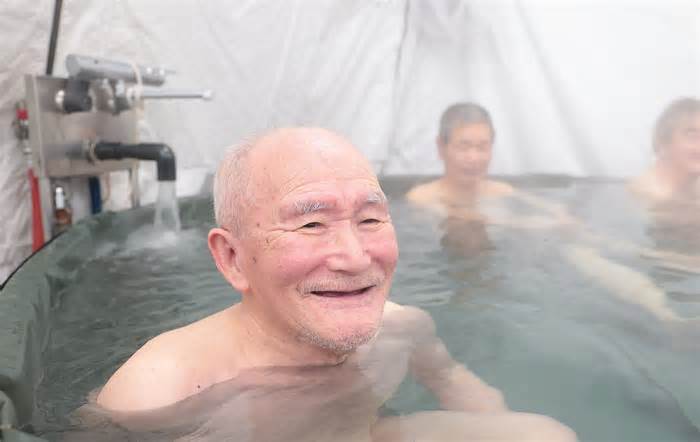 Đa số người Nhật không muốn sống đến 100 tuổi