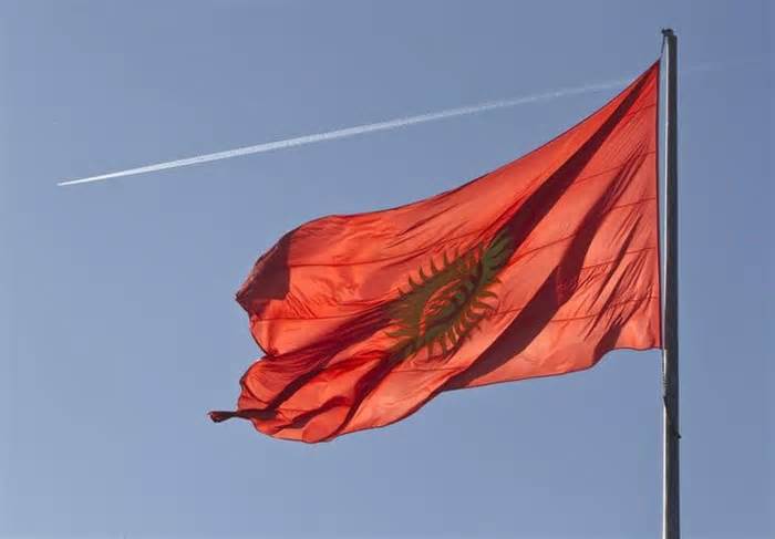 Kyrgyzstan cảnh báo Mỹ không được can thiệp vào vấn đề nội bộ