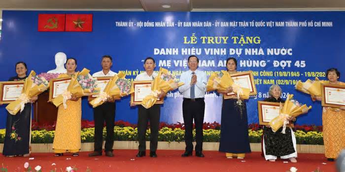 TP.HCM truy tặng danh hiệu Bà mẹ Việt Nam anh hùng dịp 2-9